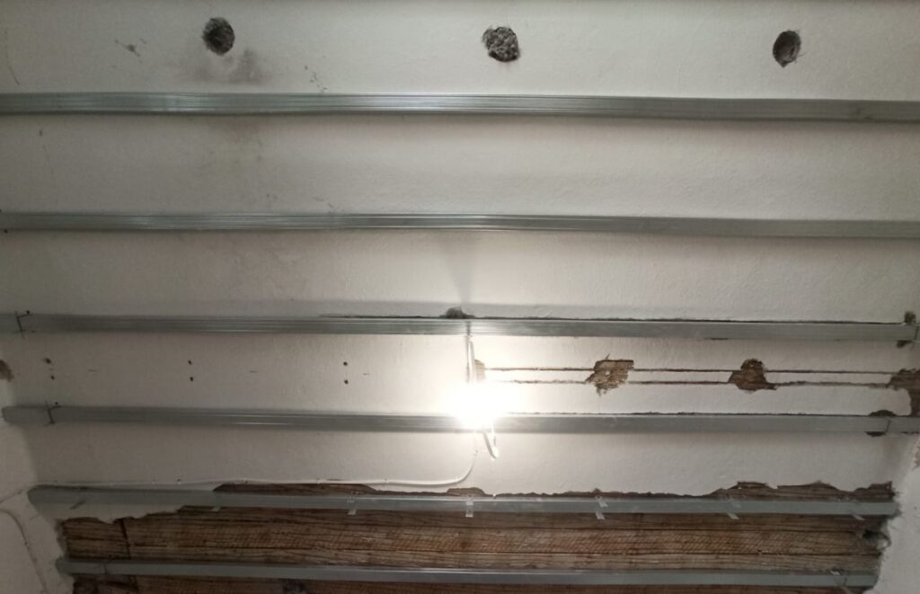 Ocieplenie stropu celulozą